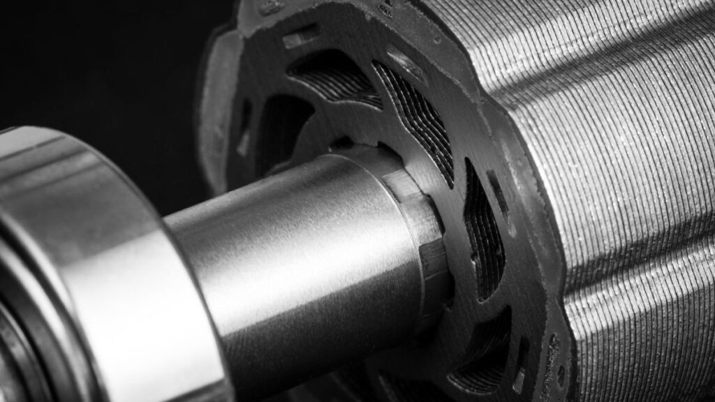 permanent magnet motor generator