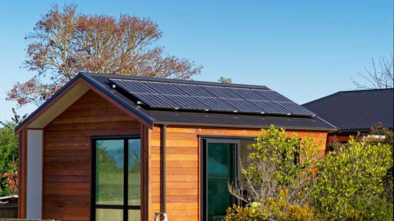 Excellent Methods of Making Your Home Solar Powered
