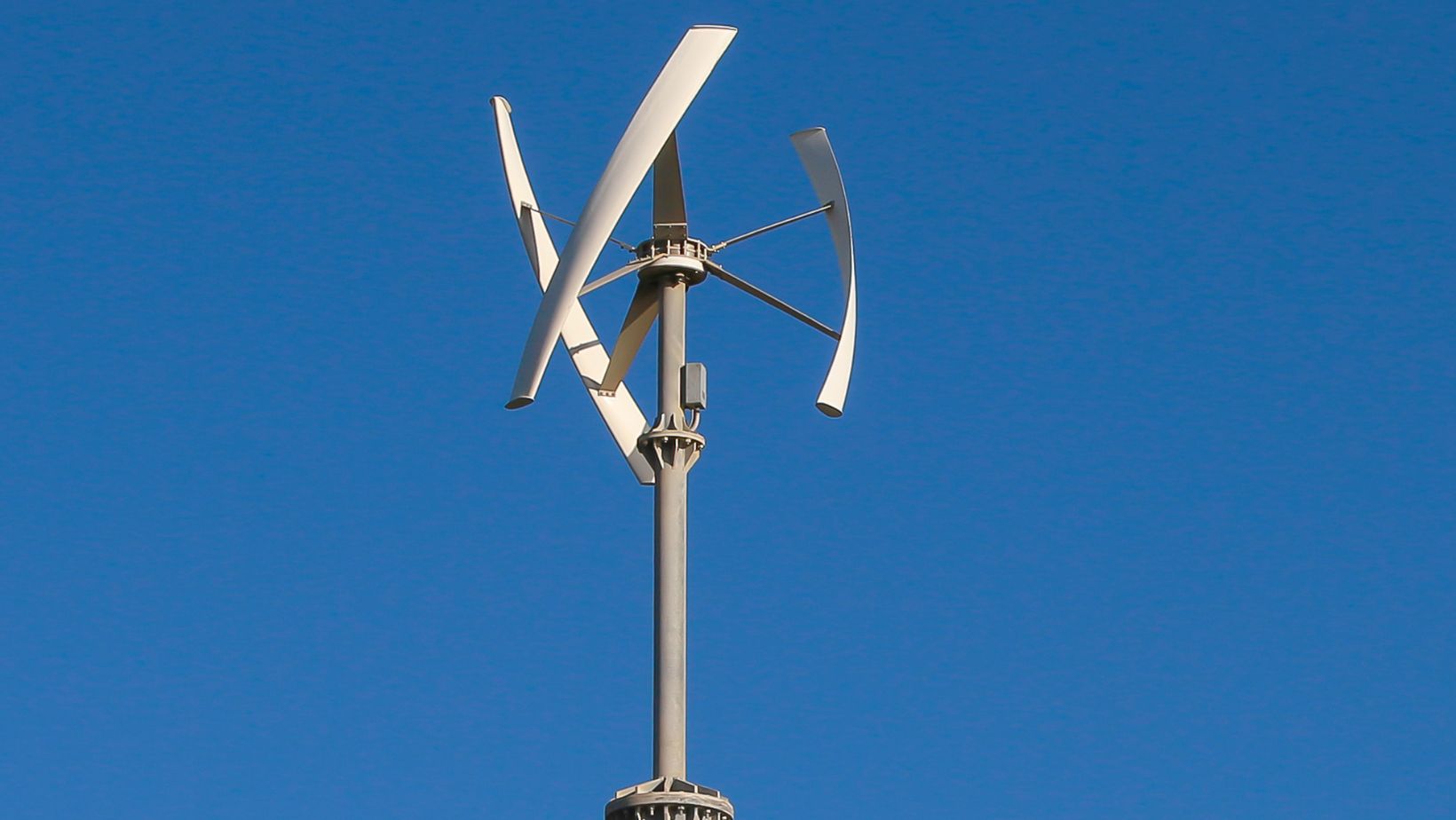 vertical axis wind turbines