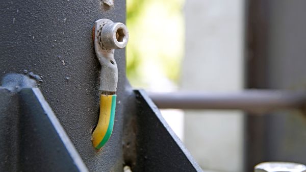 effective techniques to reduce static electricity