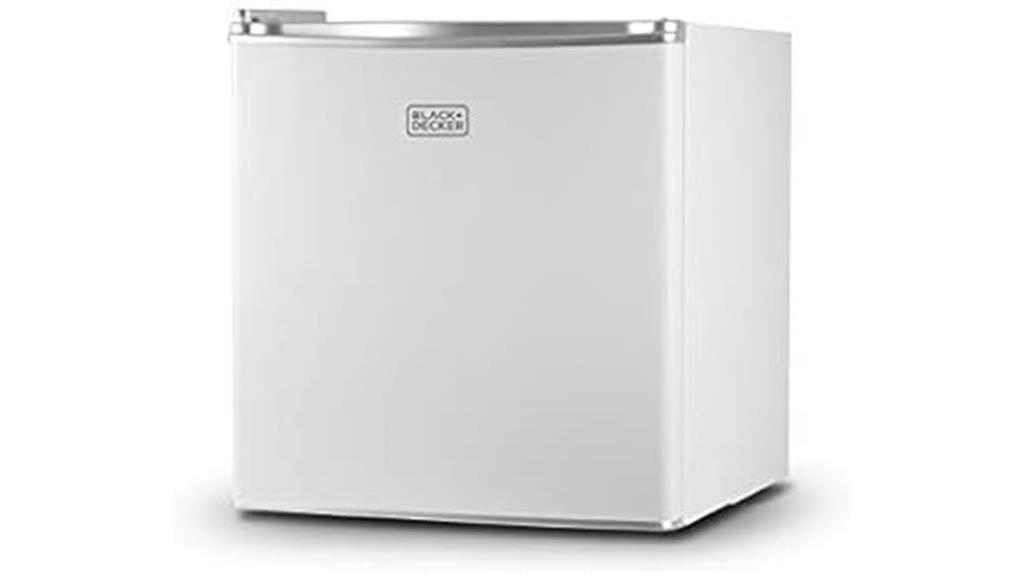 compact black decker energy-efficient mini refrigerator